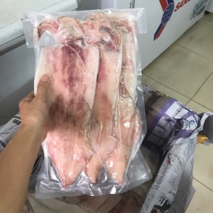 Mực 1 nắng 3 con/kg